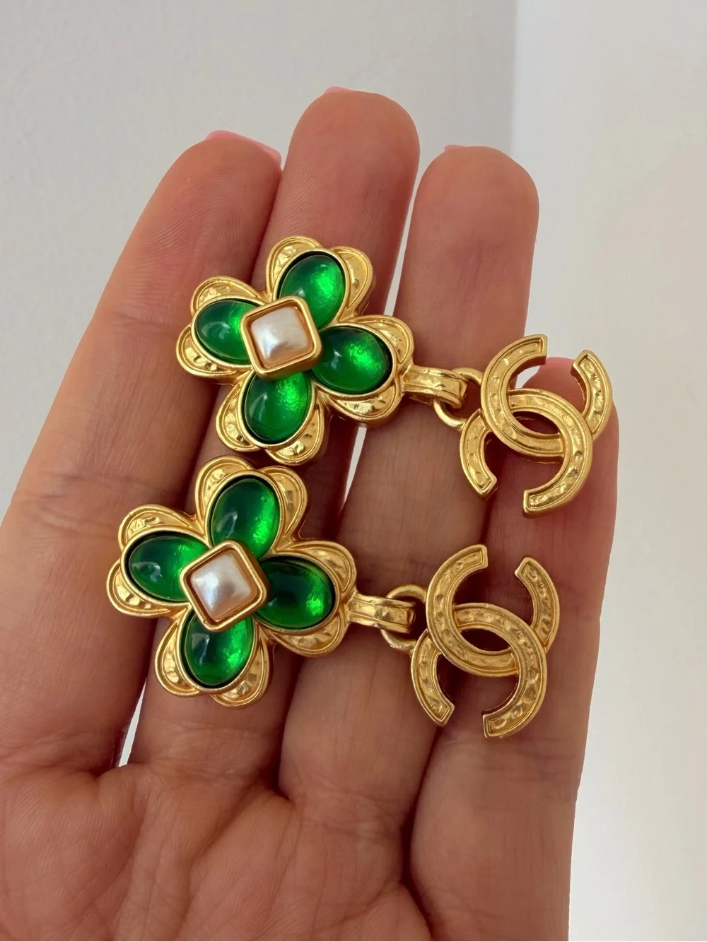 💚CHANEL Gold-Tone Drop Earrings with Green Cloisonné Flowers ☘️